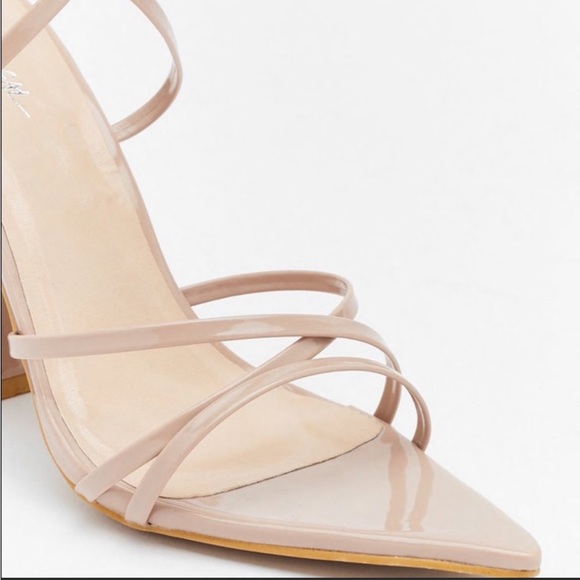 Prove Your Point Strappy Block Heels size 6 - Nastygal - Picture 3 of 3